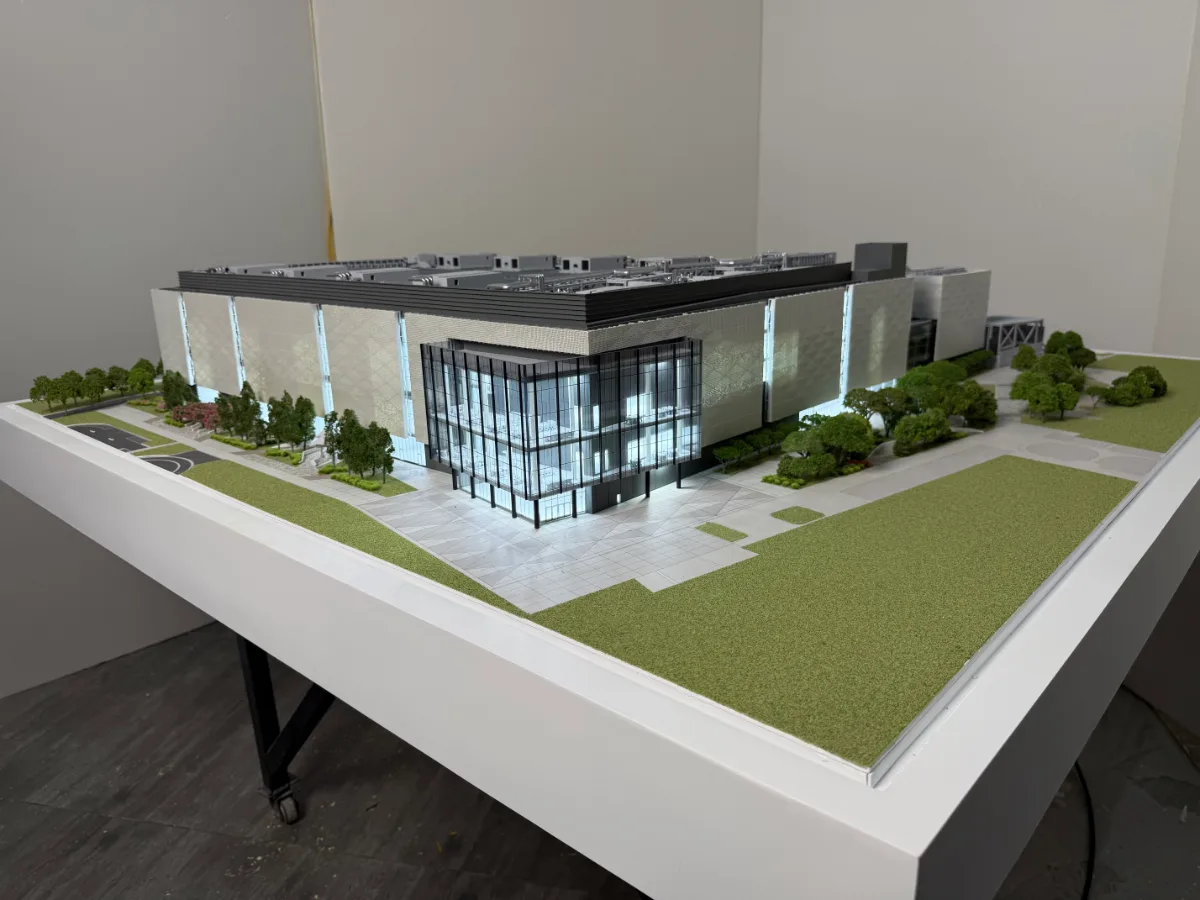 R&D Building — Architecture & Real Estate physical model by Carve Model (200 scale, ABS)